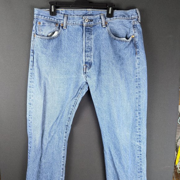 Levis Jeans Men 38x30 501 Blue Denim Original Fit Light Fade Retro Country Pants - Picture 1 of 16